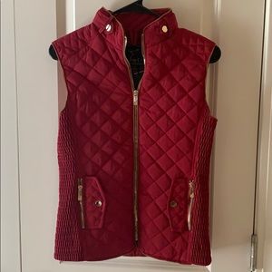 Burgundy Quilted Vest Size Small